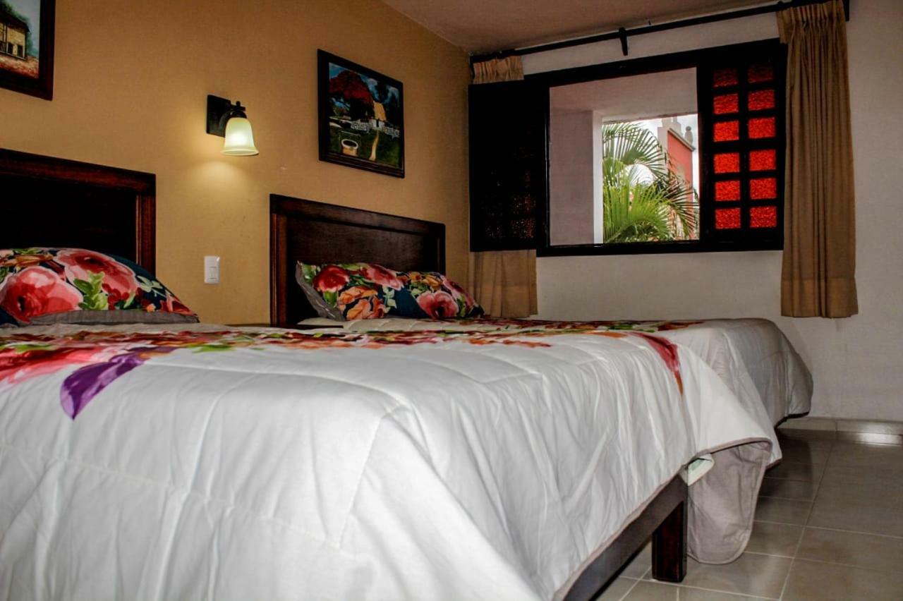 Hotel San Clemente Valladolid  Exterior photo